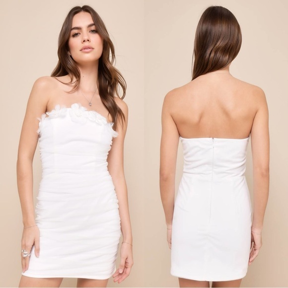 NWOT Lulus Idyllic Blooms Ivory Mesh‎ Ruched 3D Floral Strapless Mini Dress - Picture 1 of 9